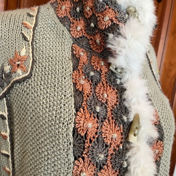 Roberta Frost Hand Knit Cardigan Sweater Alpaca Rabbit Fur Trim Medium !! - Picture 3 of 12